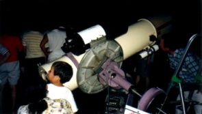 手作り望遠鏡を持ってきたかたもいました。
